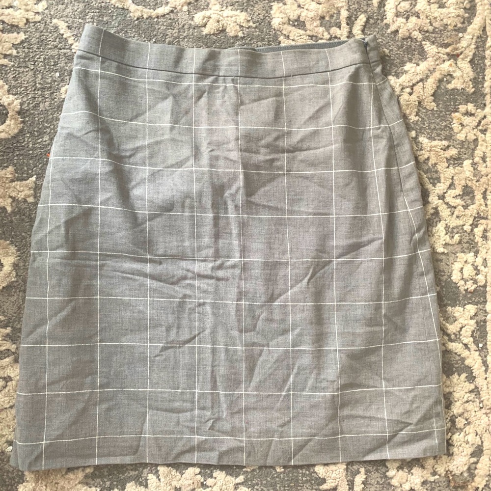 Loft pencil skirt